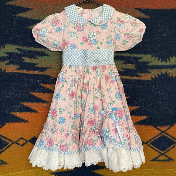 Vintage Mini World Ruffled Floral Dress. USA. 100% Cotton. Size 4T. Rare. - Picture 1 of 16